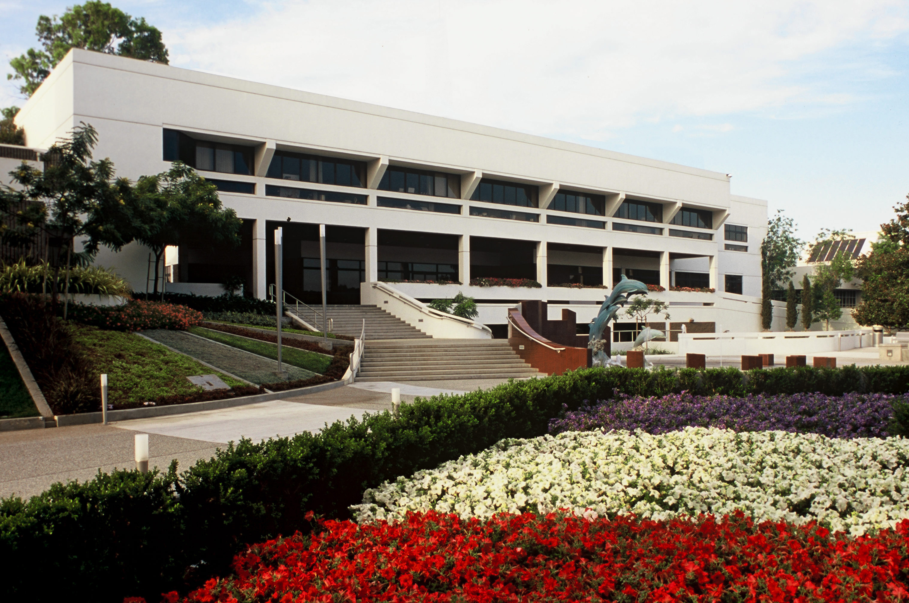 City Hall | City of Cerritos